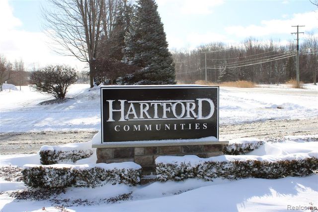 52133 Naugatuck Drive 25, Macomb, MI 48042