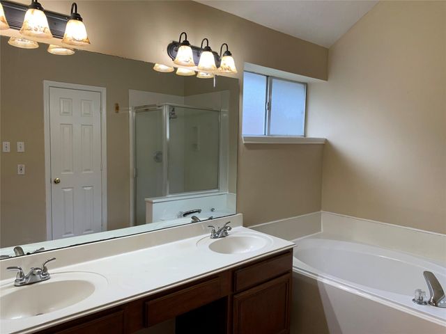 123 Chandler Court, Sugar Land, TX 77479