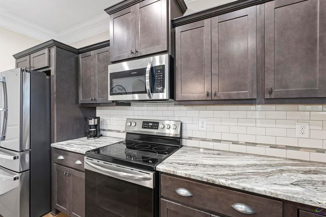 414 Newport Avenue, Kathleen, GA 31047