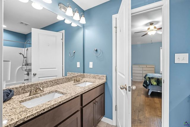 414 Newport Avenue, Kathleen, GA 31047