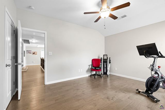 414 Newport Avenue, Kathleen, GA 31047