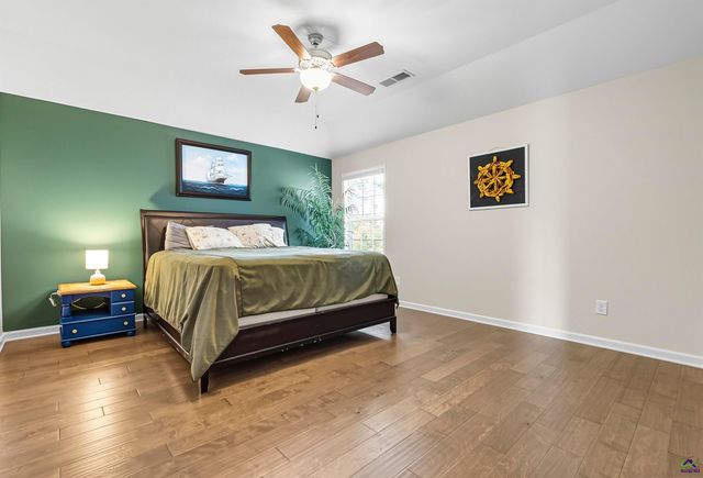 414 Newport Avenue, Kathleen, GA 31047