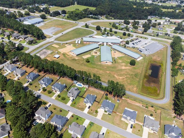 414 Newport Avenue, Kathleen, GA 31047