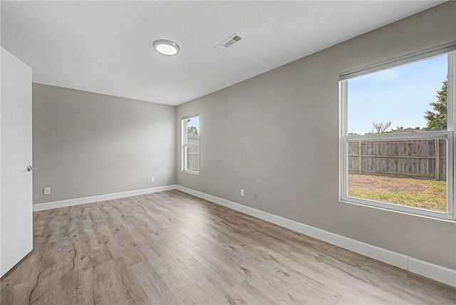 2729 Lenox Court, Springdale, AR 72764