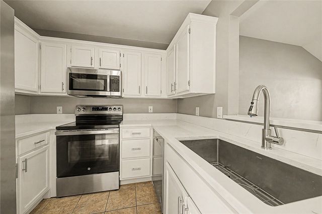 2729 Lenox Court, Springdale, AR 72764