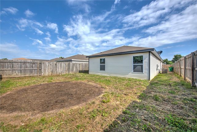 2729 Lenox Court, Springdale, AR 72764