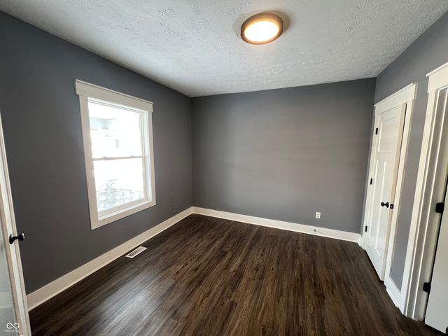 2627 Southeastern Avenue, Indianapolis, IN 46201