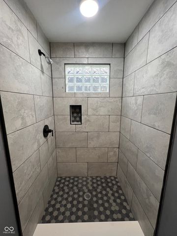 2627 Southeastern Avenue, Indianapolis, IN 46201