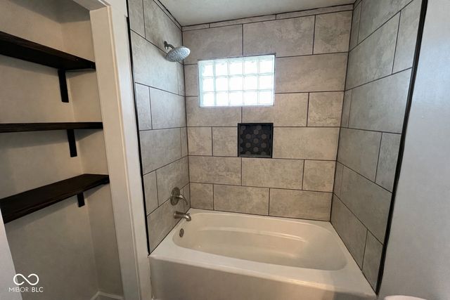 2627 Southeastern Avenue, Indianapolis, IN 46201