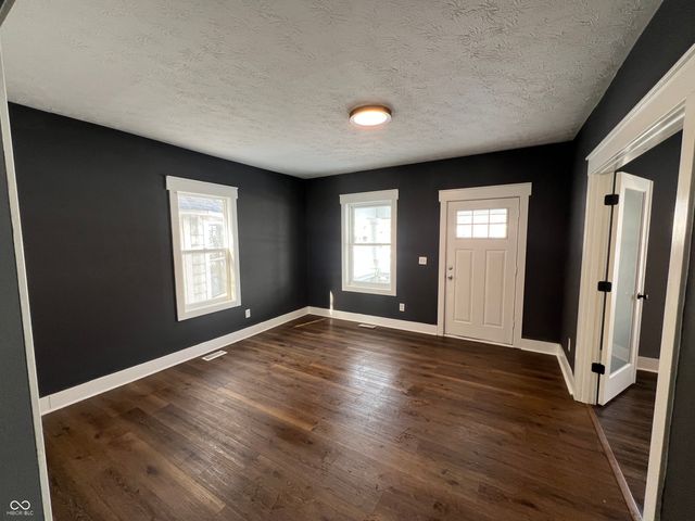 2627 Southeastern Avenue, Indianapolis, IN 46201