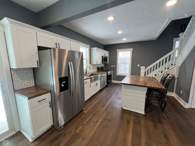 2627 Southeastern Avenue, Indianapolis, IN 46201