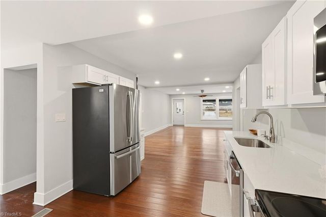 206 Stone Street, Thomasville, NC 27360