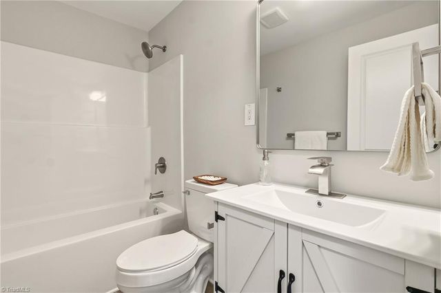 206 Stone Street, Thomasville, NC 27360