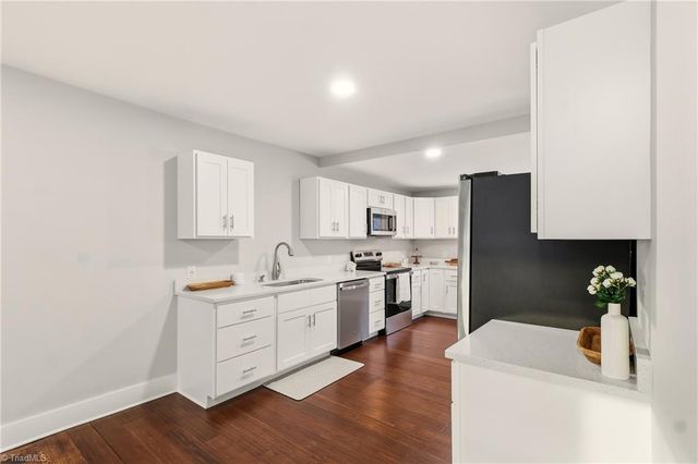 206 Stone Street, Thomasville, NC 27360