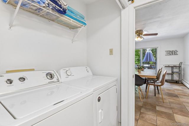 4 Wooded Lane, Hampton Bays, NY 11946