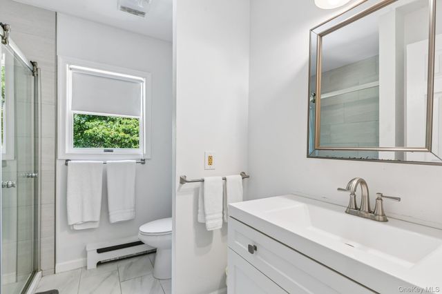 4 Wooded Lane, Hampton Bays, NY 11946
