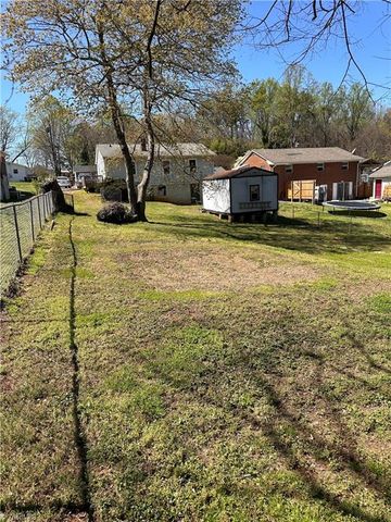 2849 Cockerham Street, Winston-salem, NC 27127