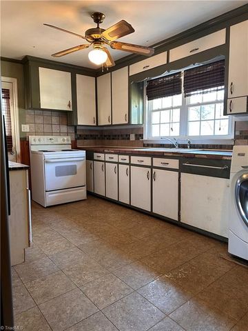 2849 Cockerham Street, Winston-salem, NC 27127