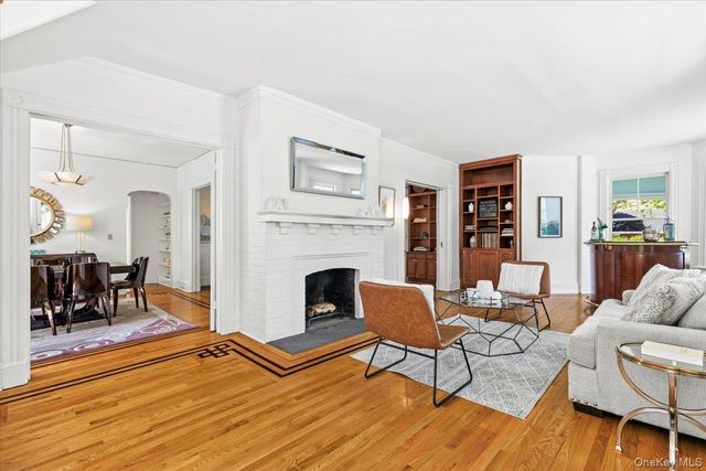 6 Linden Avenue, Larchmont, NY 10538