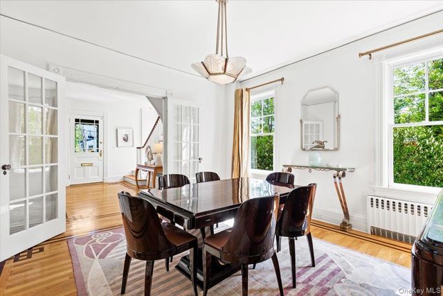 6 Linden Avenue, Larchmont, NY 10538