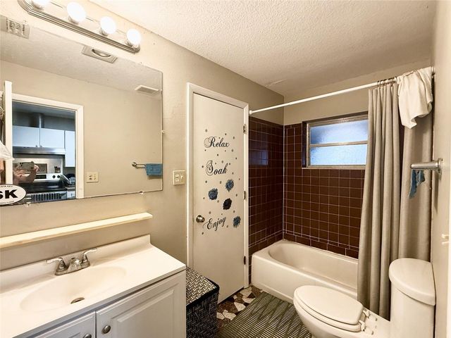 12047 DE LEON DRIVE, North Port, FL 34287