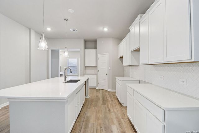 14422 Galloping Colt, San Antonio, TX 78254