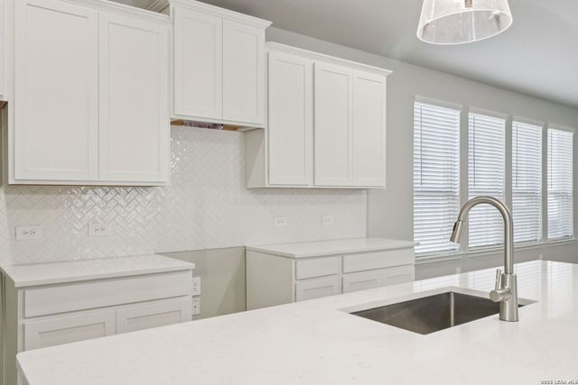 14422 Galloping Colt, San Antonio, TX 78254