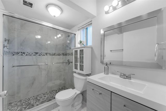 14903 SW 80th St 101, Miami, FL 33193