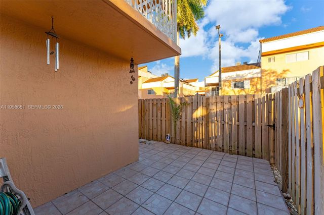 14903 SW 80th St 101, Miami, FL 33193