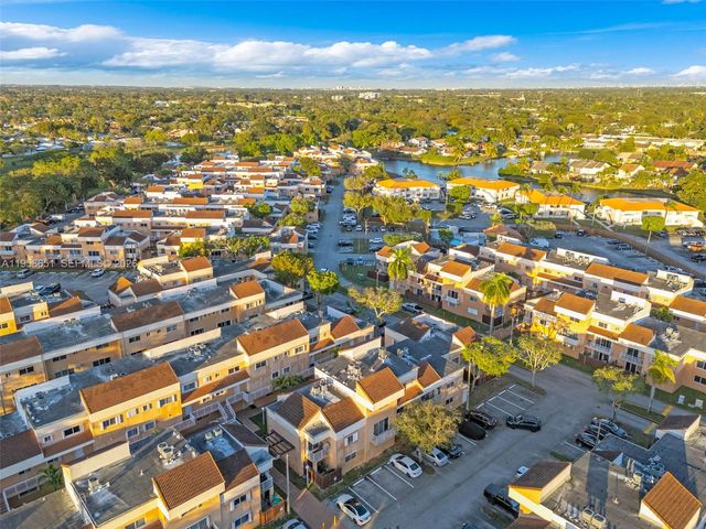 14903 SW 80th St 101, Miami, FL 33193