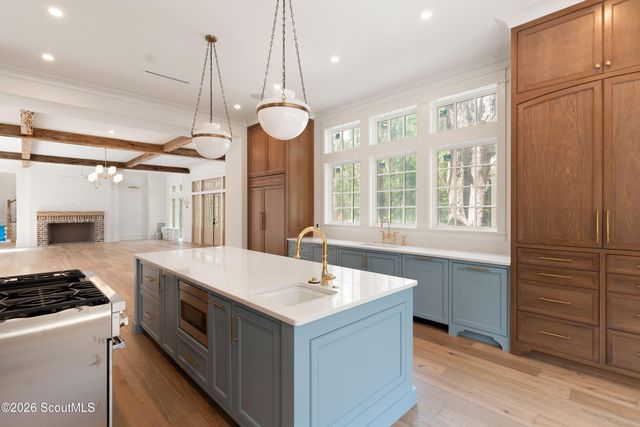 435 Pike's Bluff Drive, St. Simons Island, GA 31522