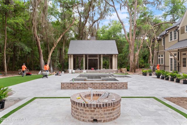 435 Pike's Bluff Drive, St. Simons Island, GA 31522