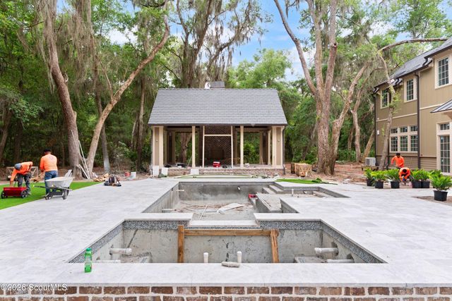 435 Pike's Bluff Drive, St. Simons Island, GA 31522
