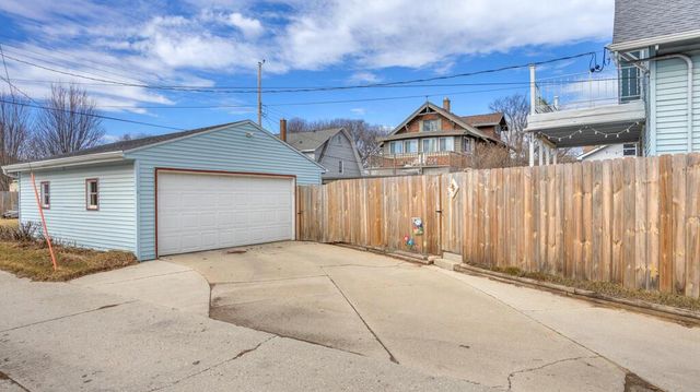 2212 S 8th STREET, Sheboygan, WI 53081