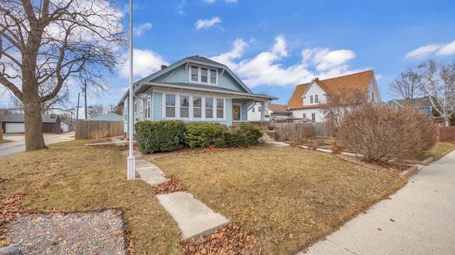 2212 S 8th STREET, Sheboygan, WI 53081