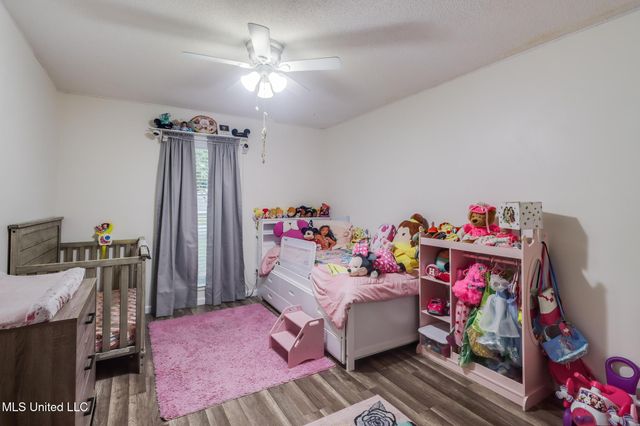 730 Holly Hills Drive, Biloxi, MS 39532