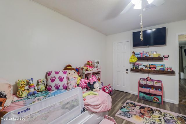 730 Holly Hills Drive, Biloxi, MS 39532