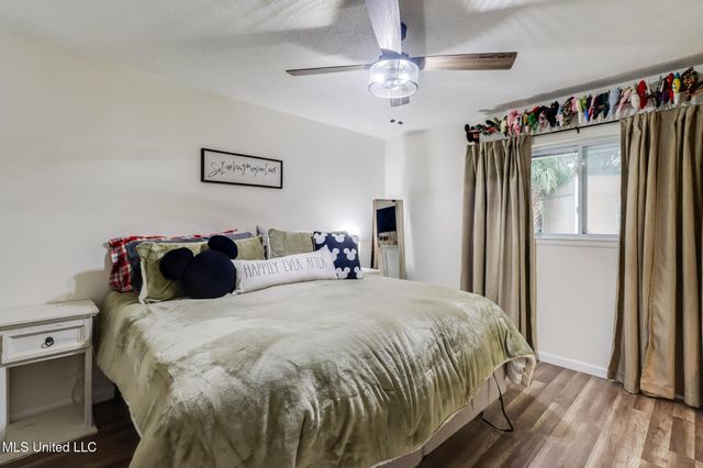 730 Holly Hills Drive, Biloxi, MS 39532