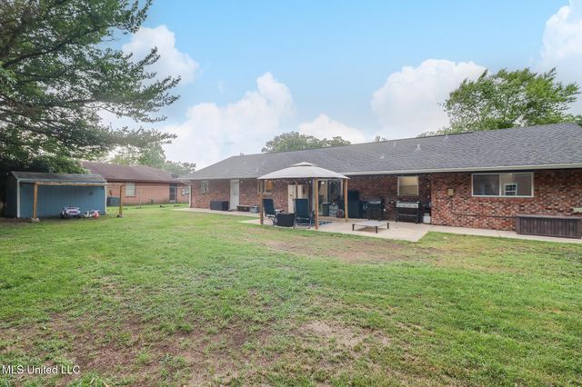 730 Holly Hills Drive, Biloxi, MS 39532