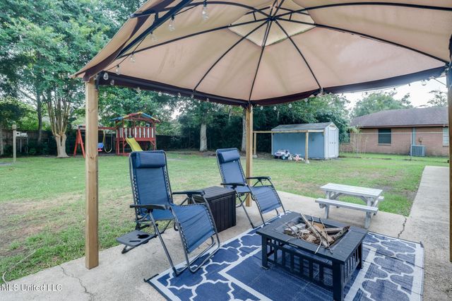 730 Holly Hills Drive, Biloxi, MS 39532
