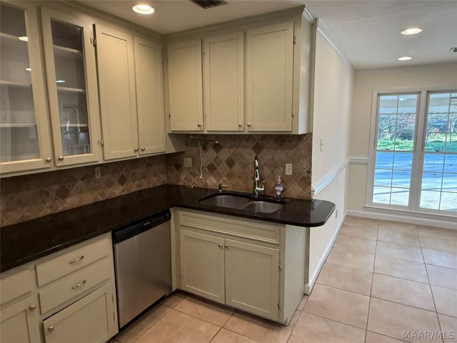 3918 MARIE COOK Drive, Montgomery, AL 36109