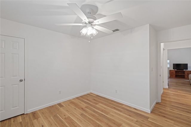 2110 Dorsey St, Corpus Christi, TX 78414