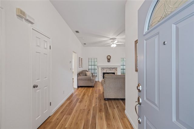 2110 Dorsey St, Corpus Christi, TX 78414