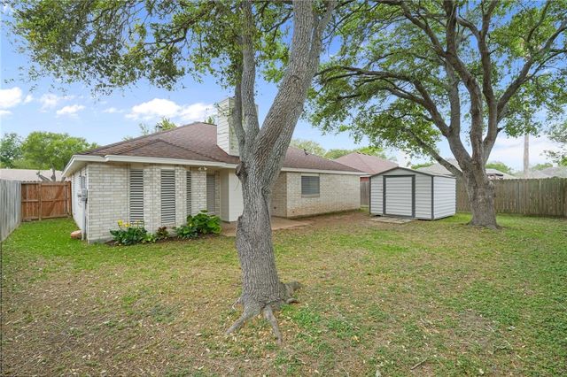 2110 Dorsey St, Corpus Christi, TX 78414