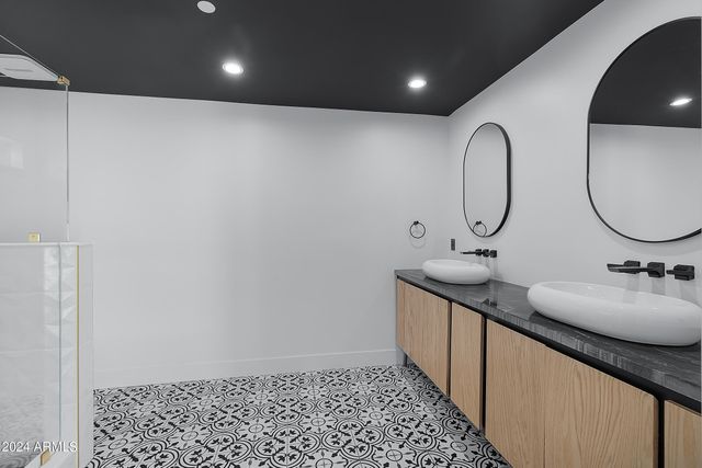 7308 E Granada Road, Scottsdale, AZ 85257