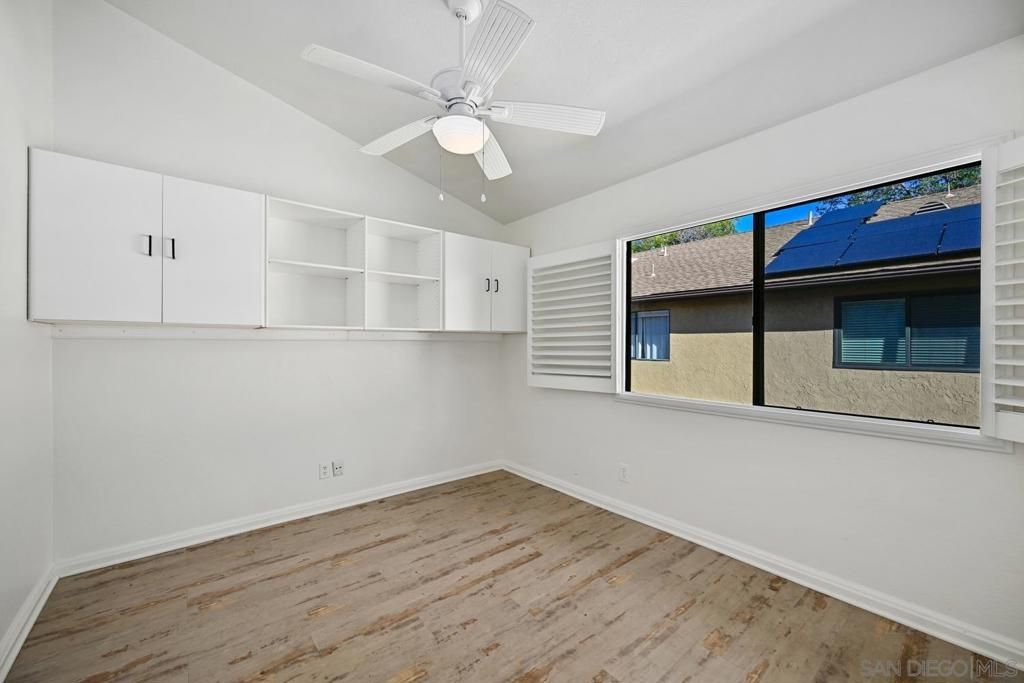 Image 29 of property listing at 1680 N Coast Highway 101 30, Encinitas, CA 92024