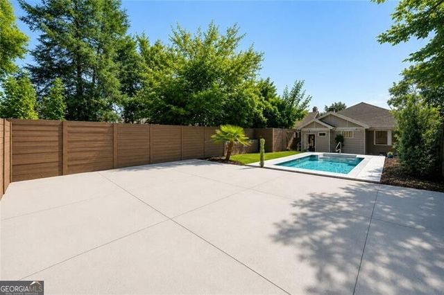 620 Kennesaw Avenue NE, Atlanta, GA 30308