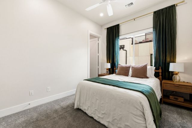 3816 Roseland Avenue B100, Dallas, TX 75204