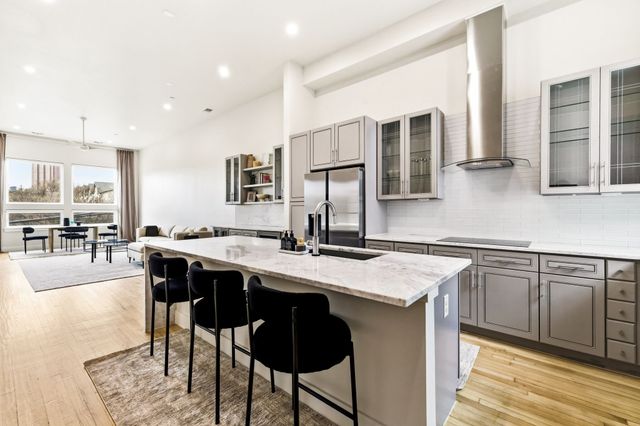 3816 Roseland Avenue B100, Dallas, TX 75204