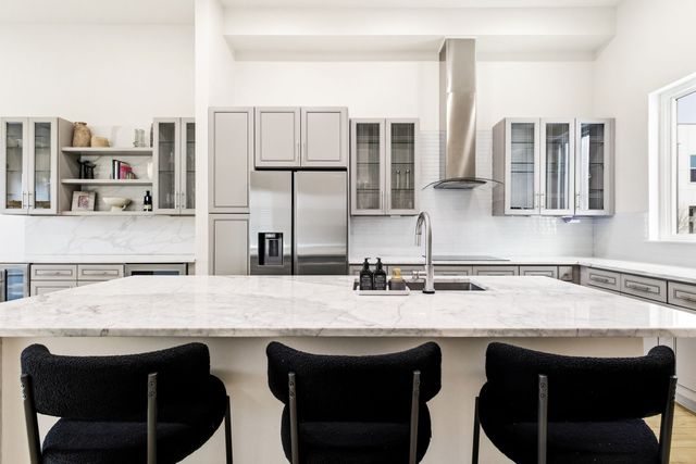 3816 Roseland Avenue B100, Dallas, TX 75204